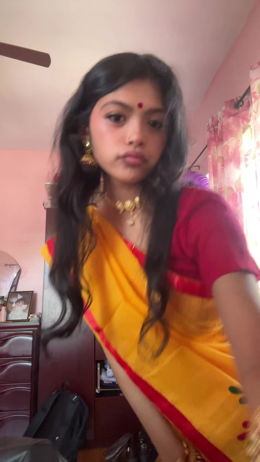 @:p