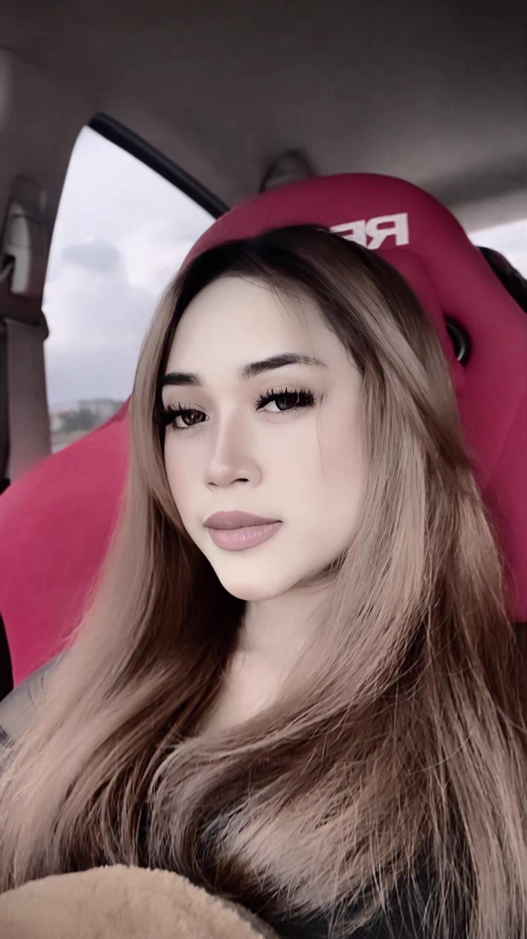 @Mira