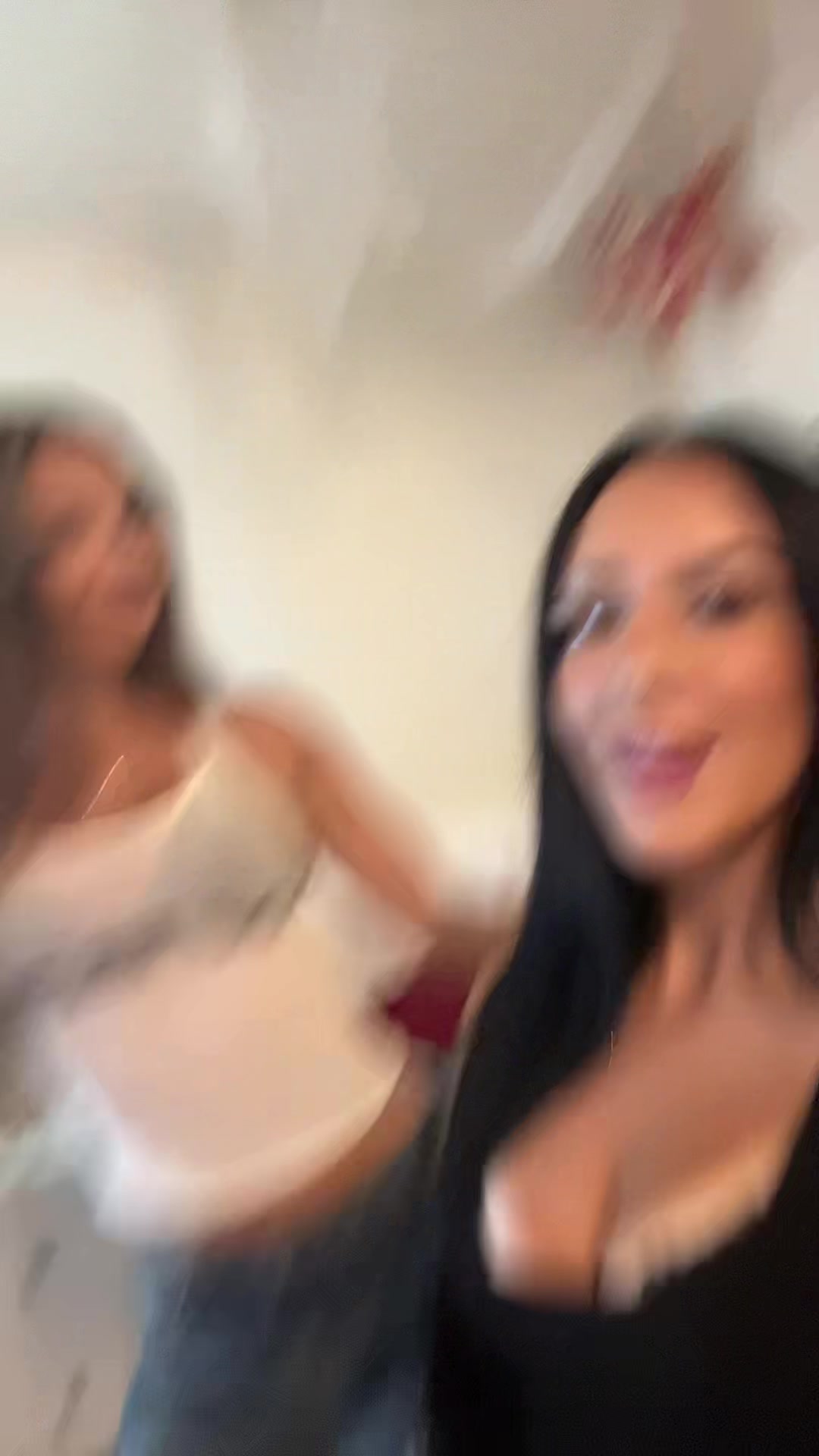 @Sophia 🤫