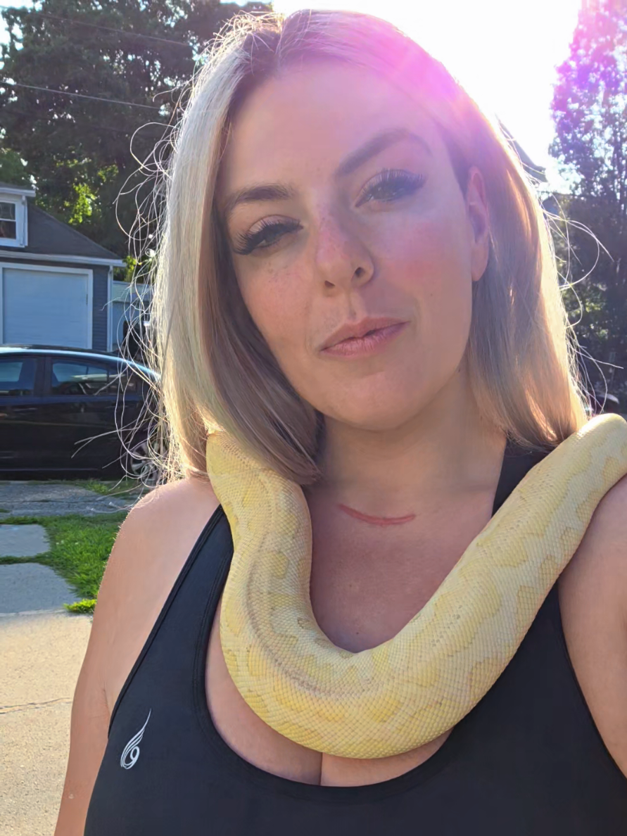 @MissMetalKitten on IG