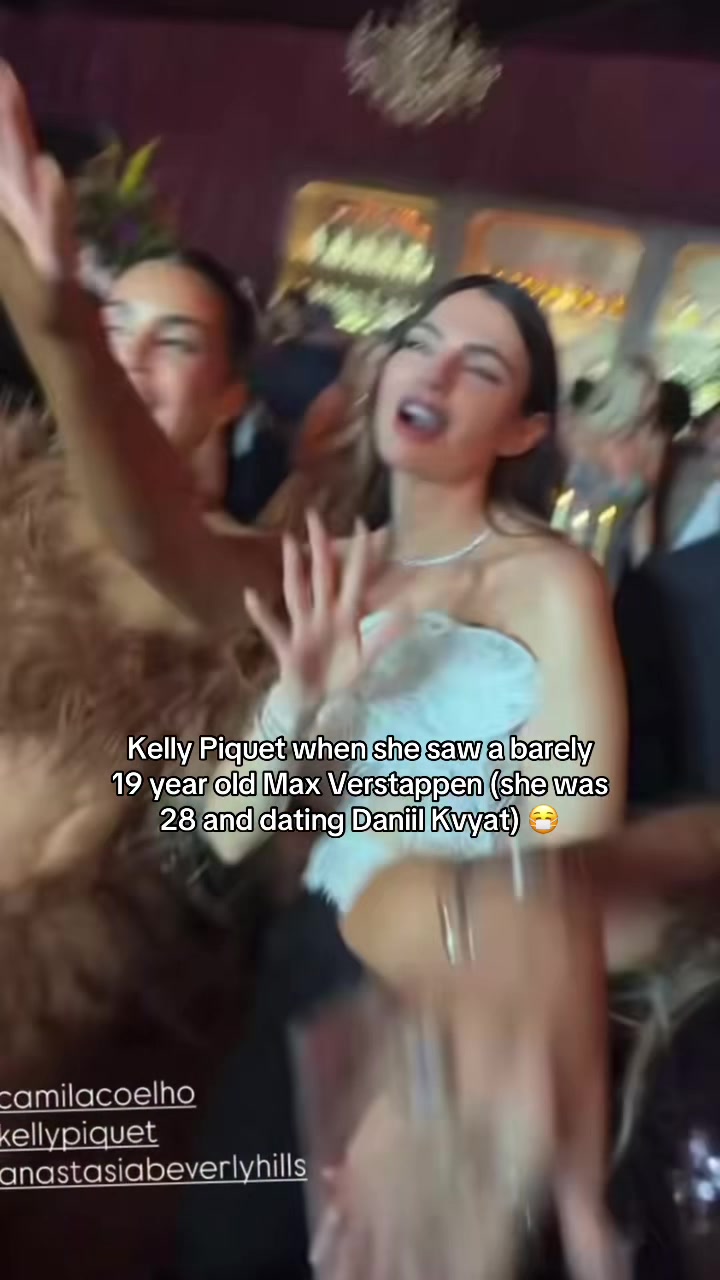 @KELLY PIQASS