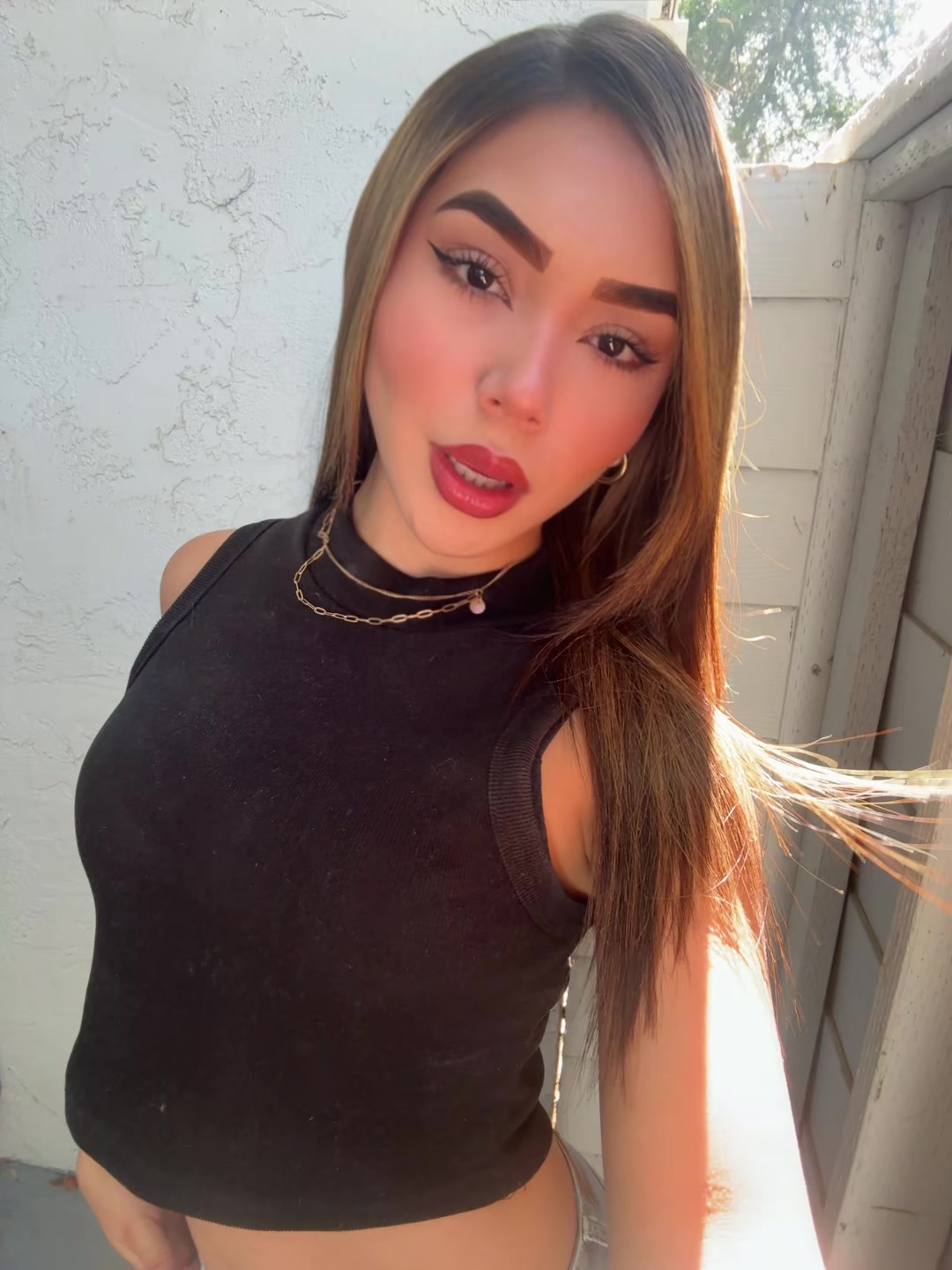 @Isa