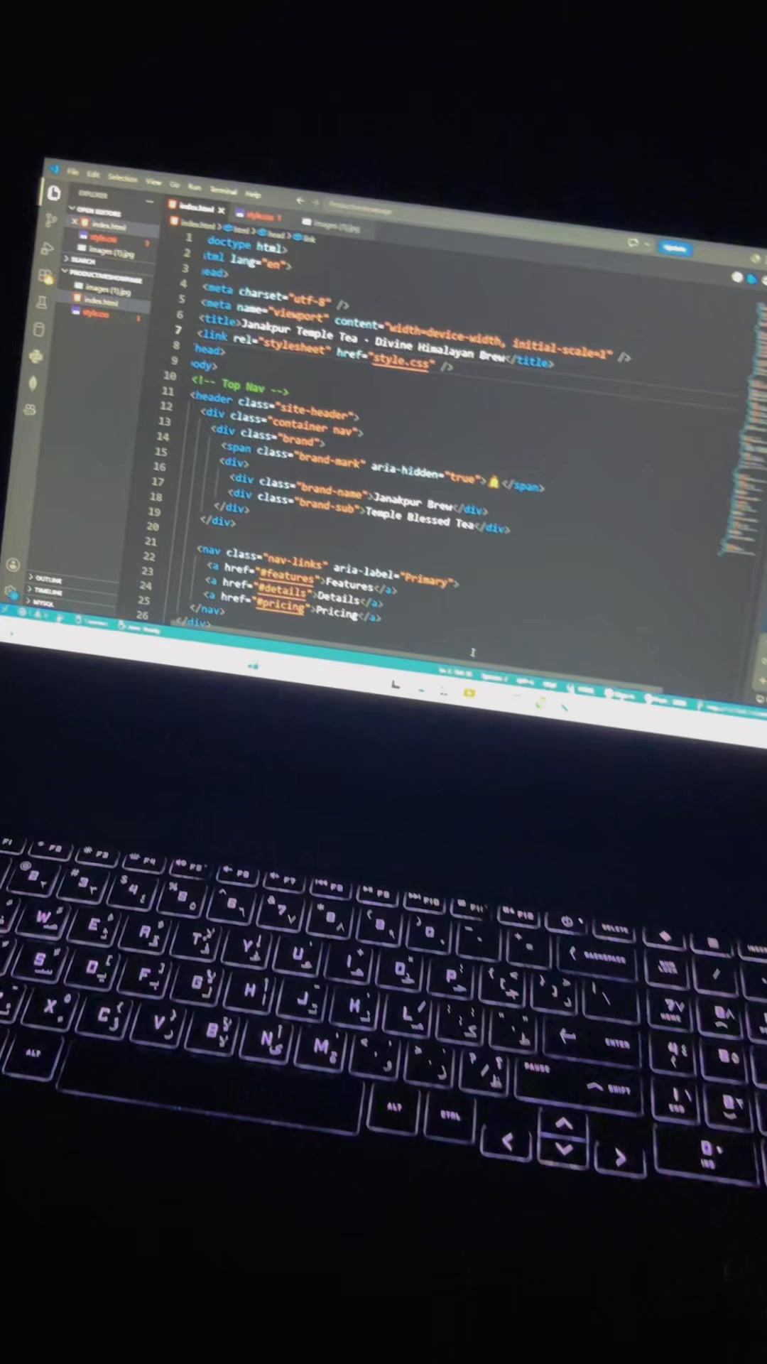 @Coding_With_Me👨💻