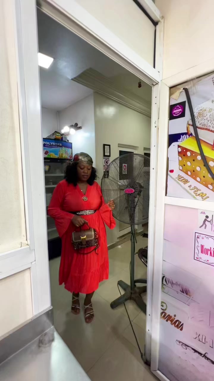 @mbs_cakes_pastries