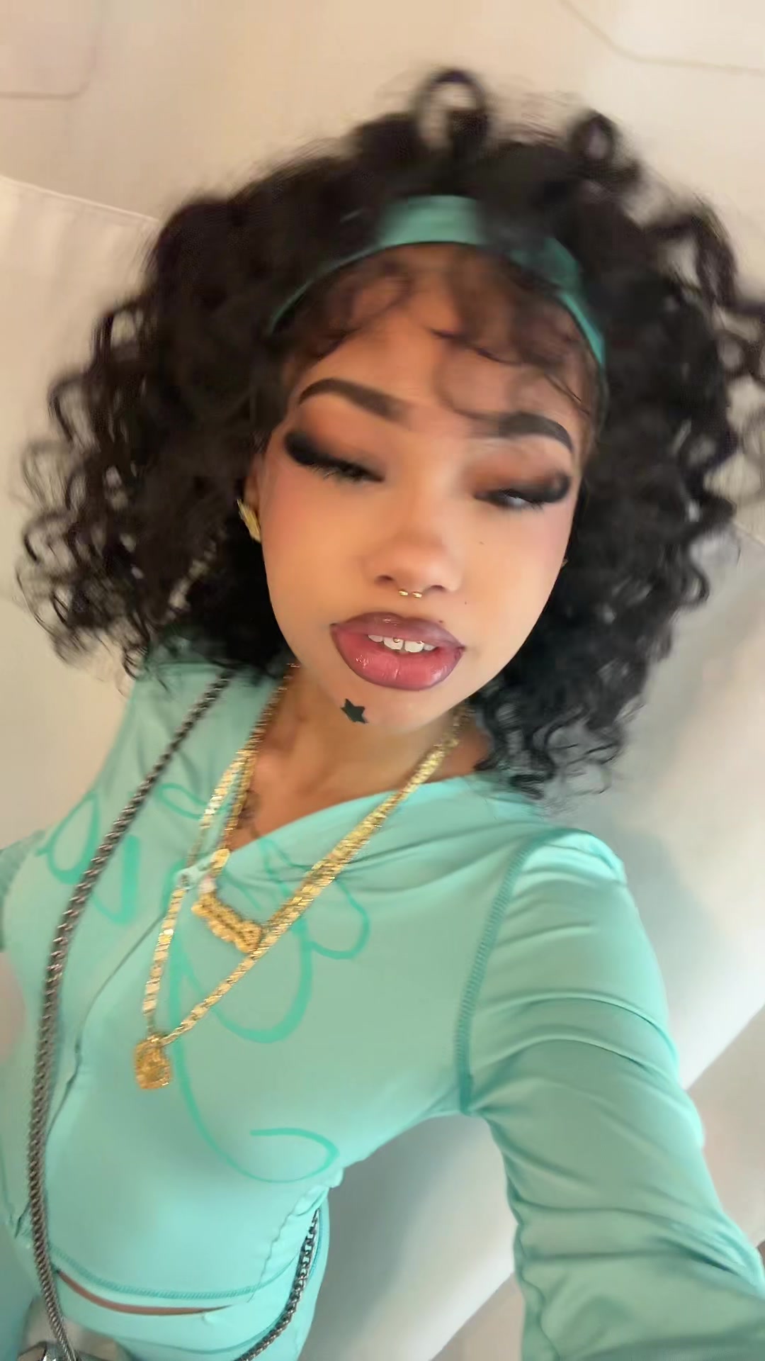 @shaniya❤︎