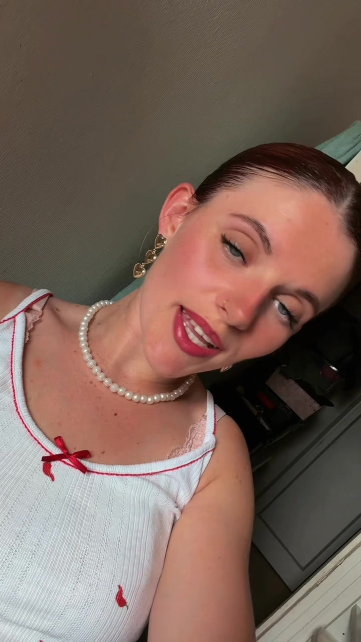 @𝐌𝐚𝐫𝐢𝐨𝐧 🎀🩷