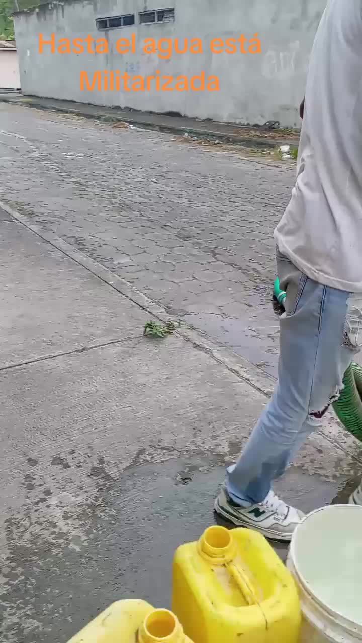 @Douglas/sinpolucion