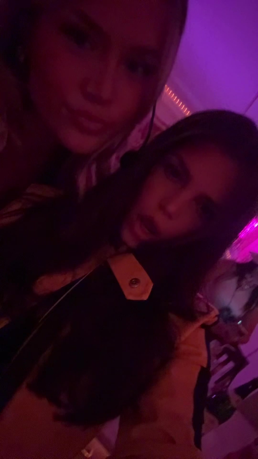 @Ava_Rose123
