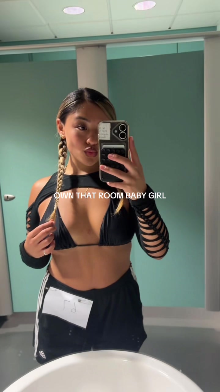 @Kzaurellana