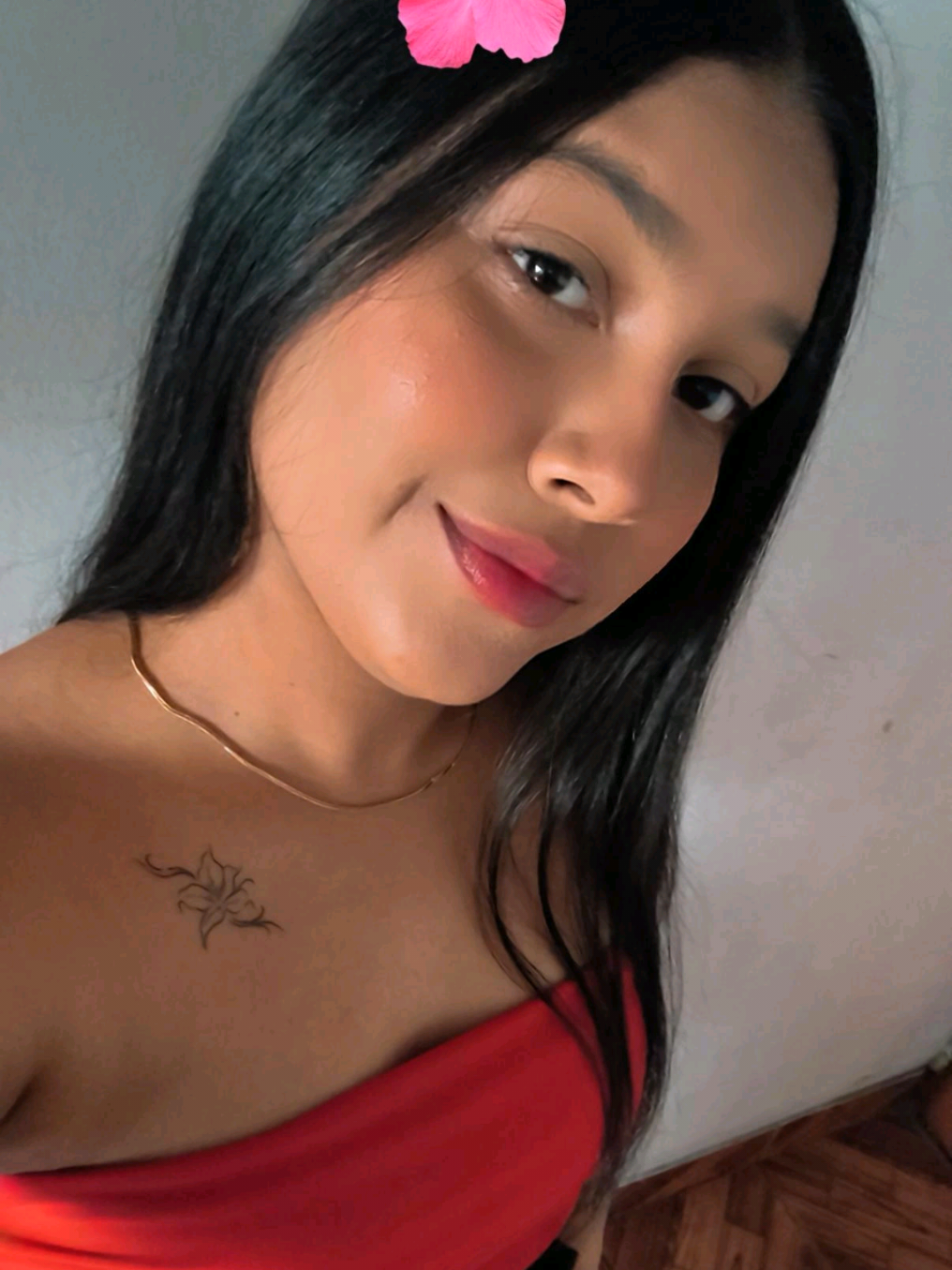 @VALENTINA