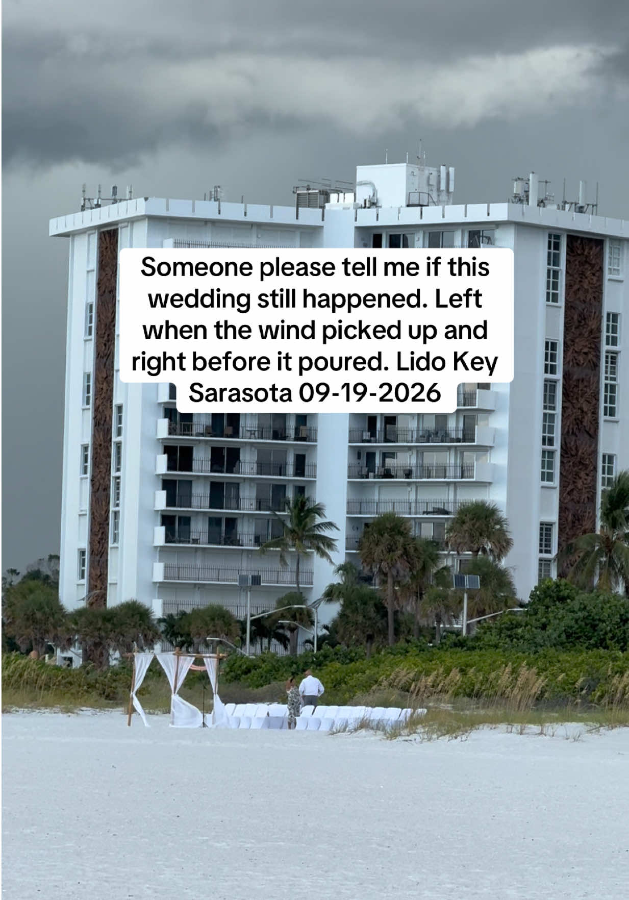 @lily || fl lifestyle & travel