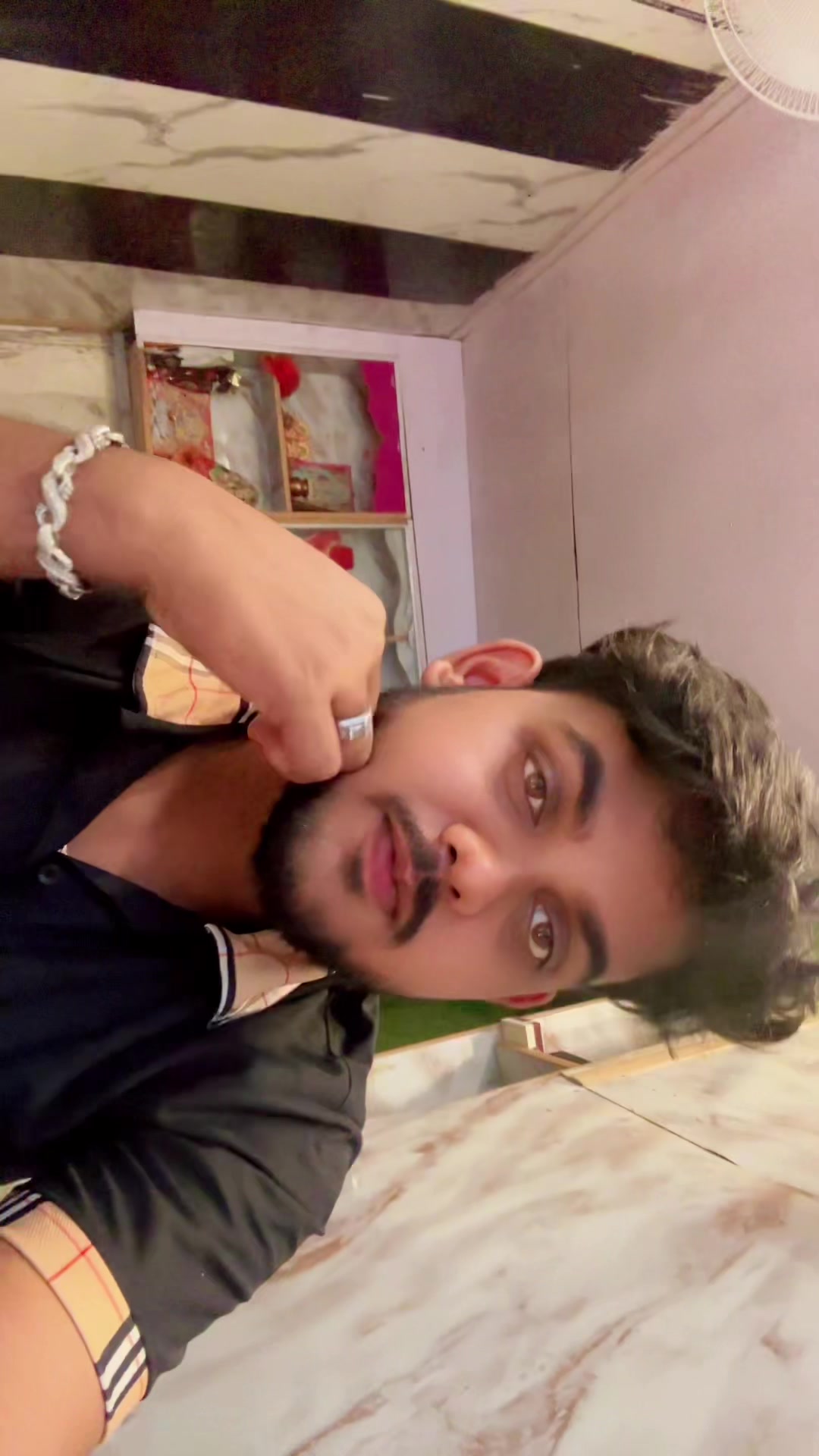 @villan_shroff