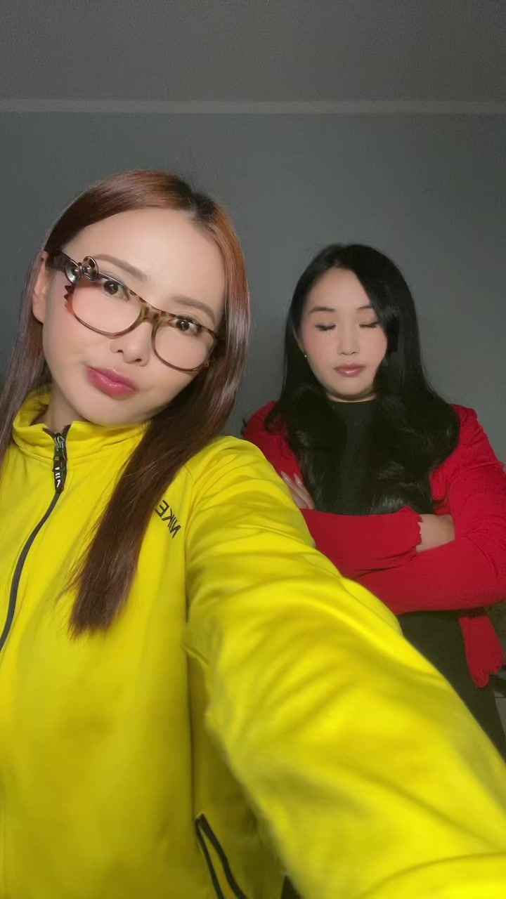 @Sophia