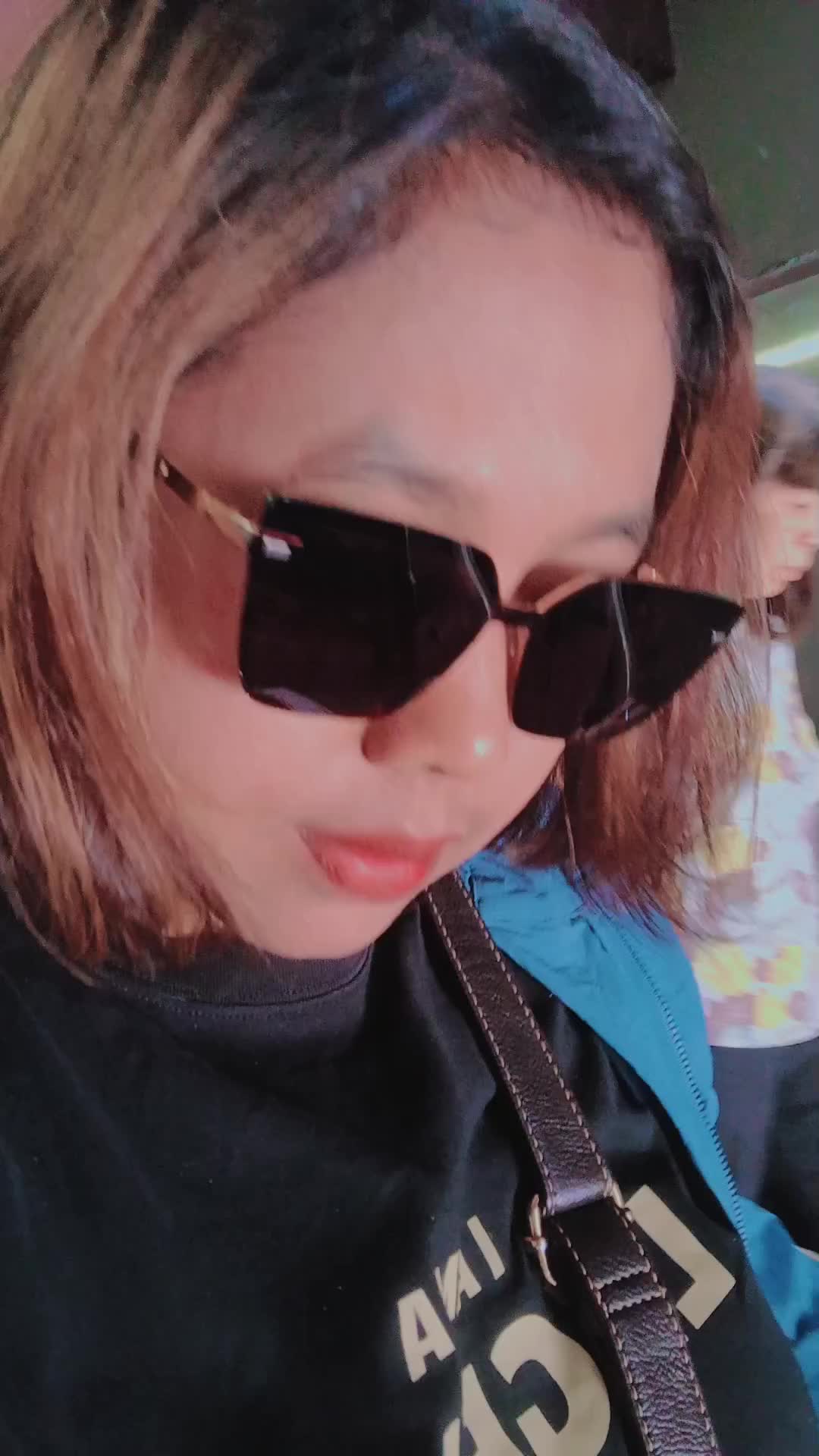 @Erviana_1010