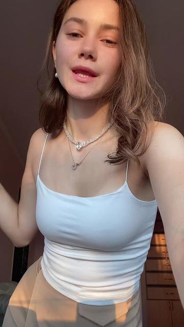 @Юся..!