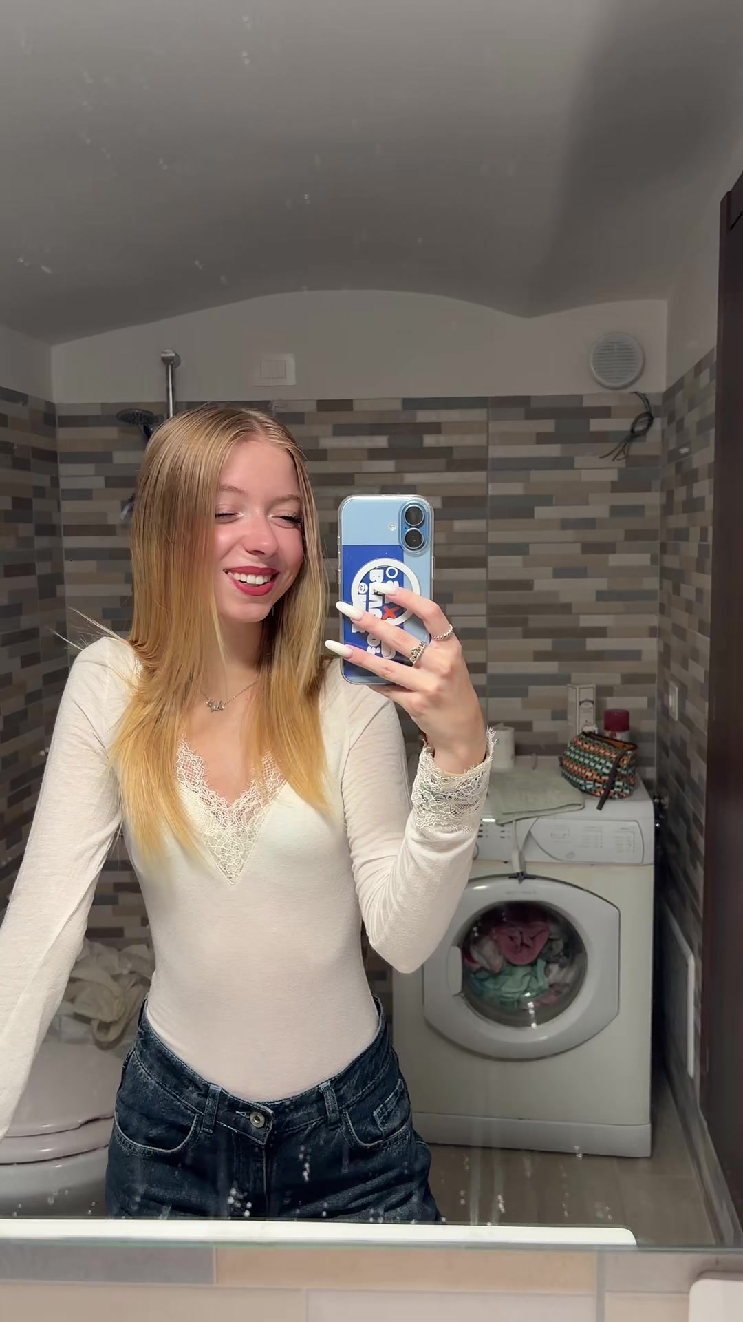 @ele🧸