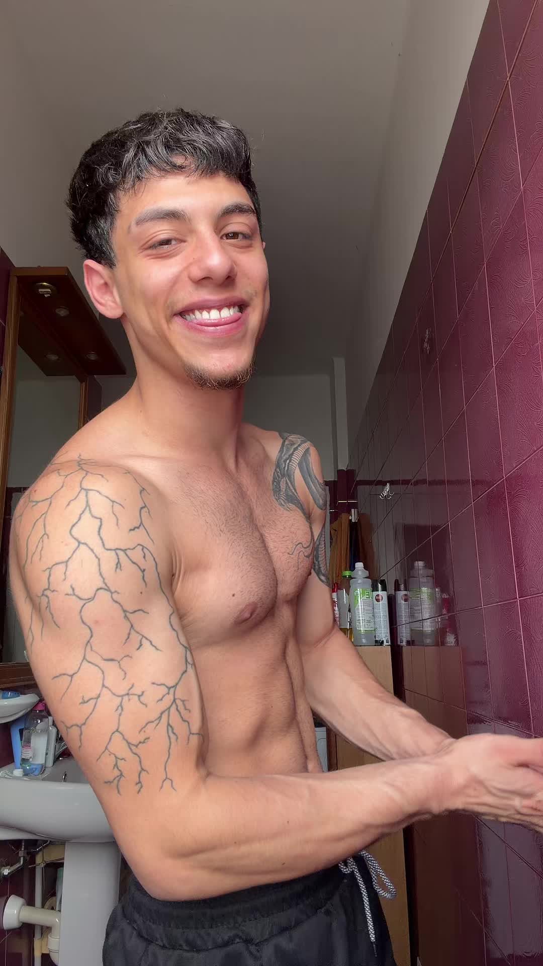 @Alessandro Moraca