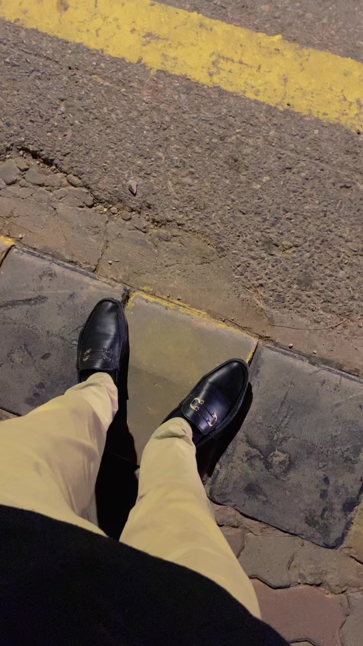@𝘼𝙇𝙄𝙎𝘼𝘼𝘽 𝟎𝟎𝟕