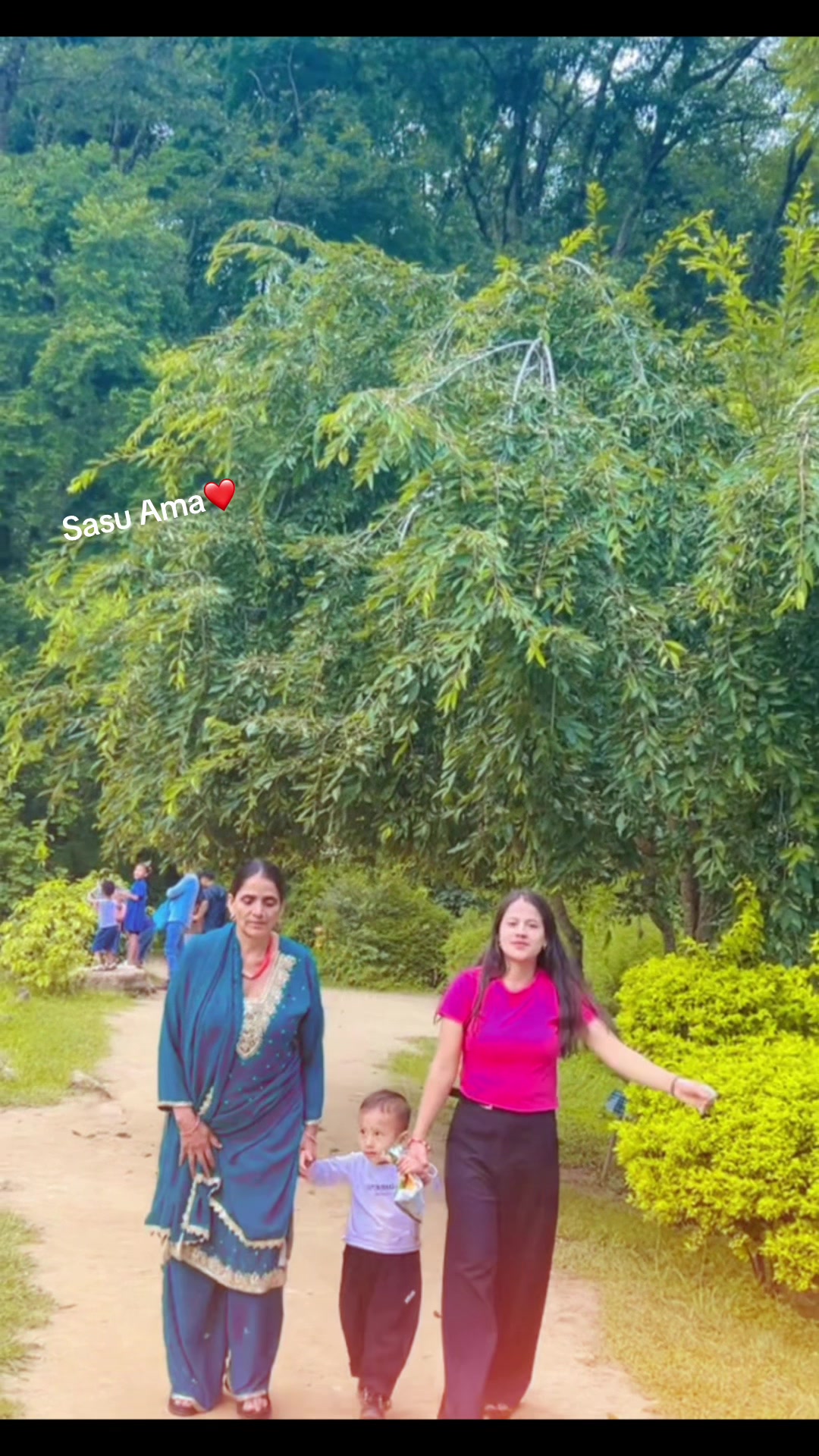 @Susmita💫