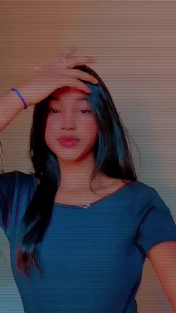 @EMILLY ROCHA🌼