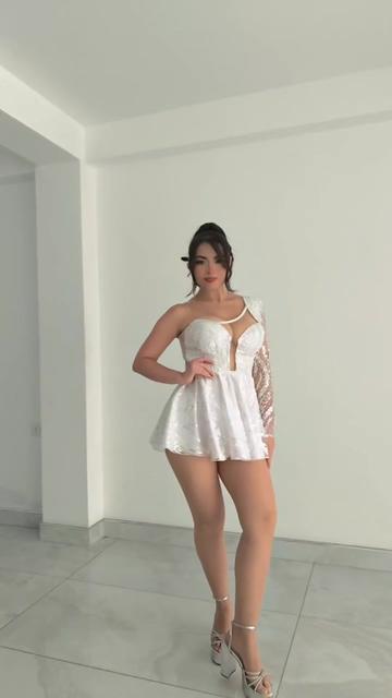 @Zely Vásquez🔥