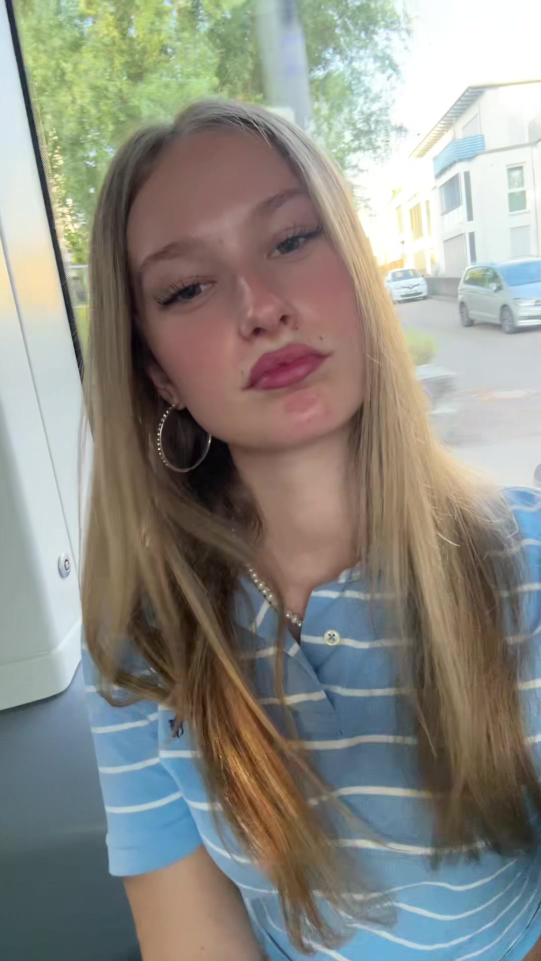 @Lily 🎀🪩