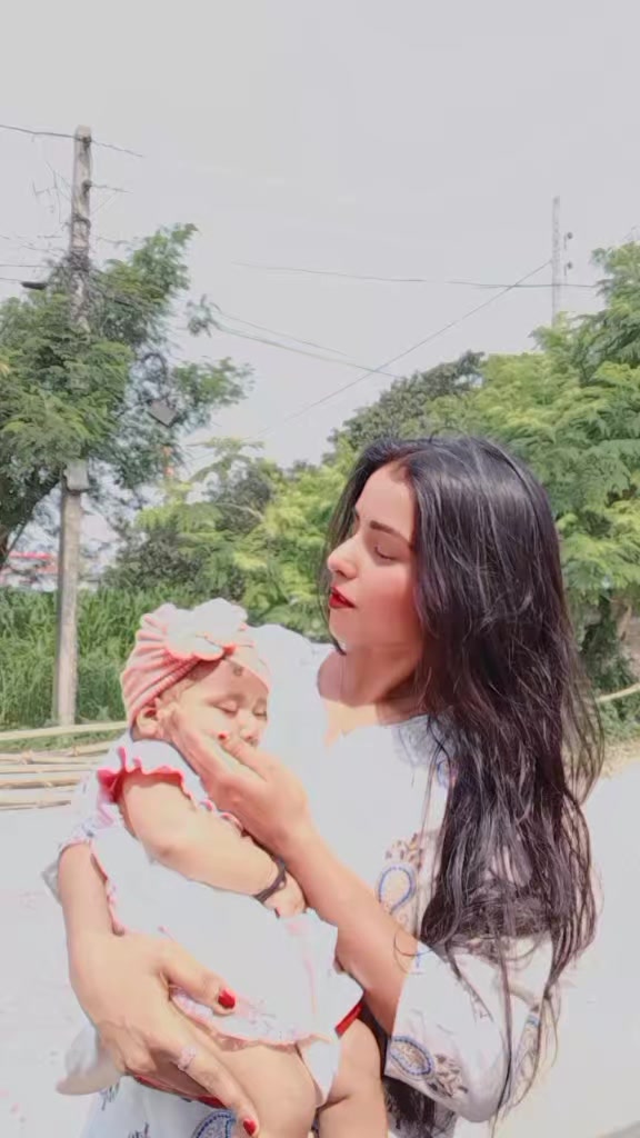 @rakhi thakur🌸🕊️