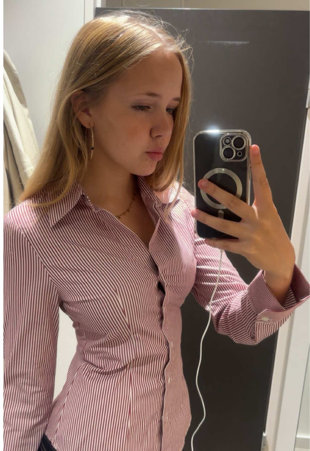 @𝓜.