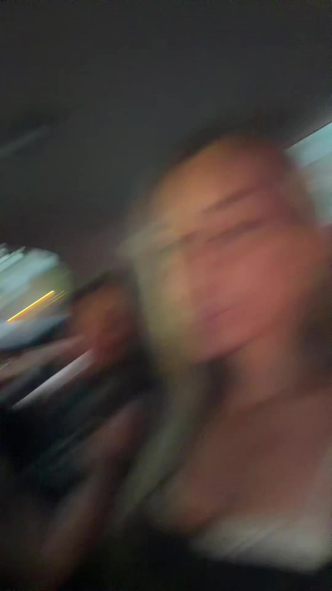 @KM