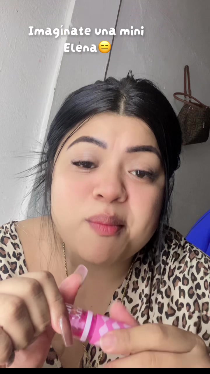 @Elenabrachocambar