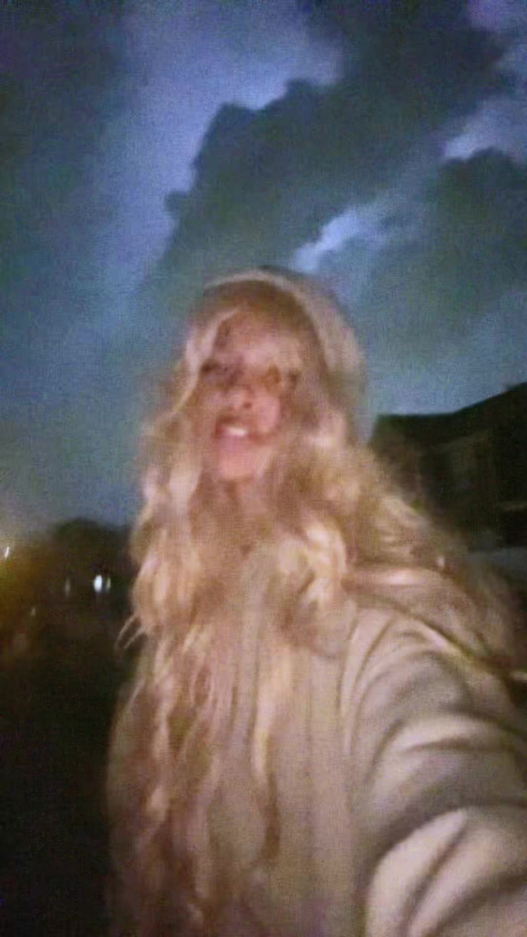 @𝔻𝕣𝕖𝕒𝕞𝕪𝔻𝕦𝕞𝔹𝕝𝕠𝕟𝕕𝕖