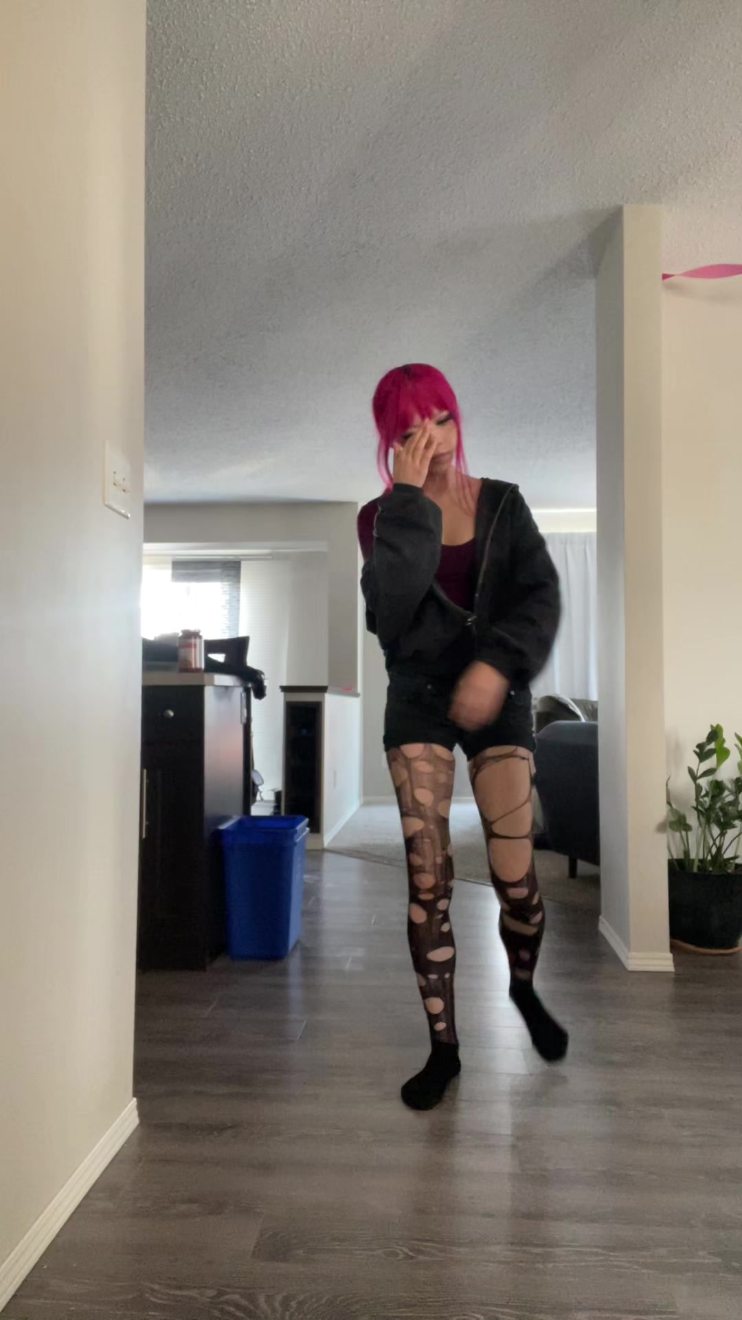 @litowllybakugoat