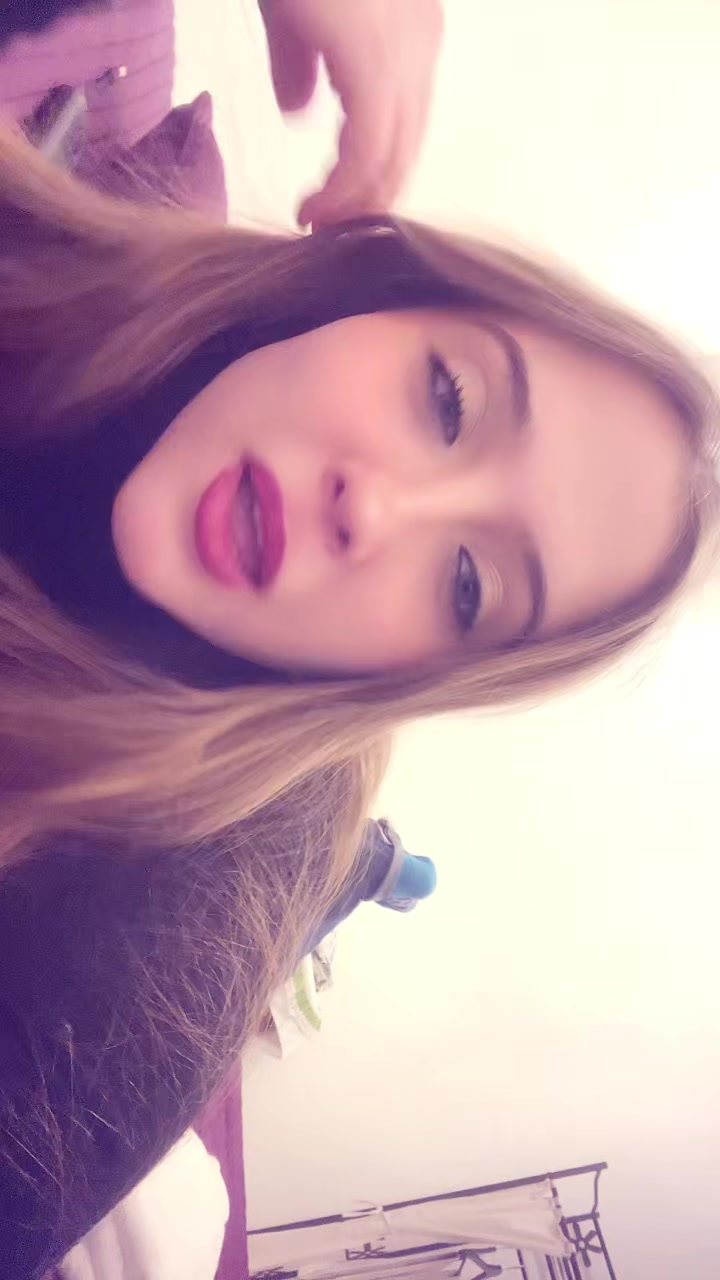 @Nora