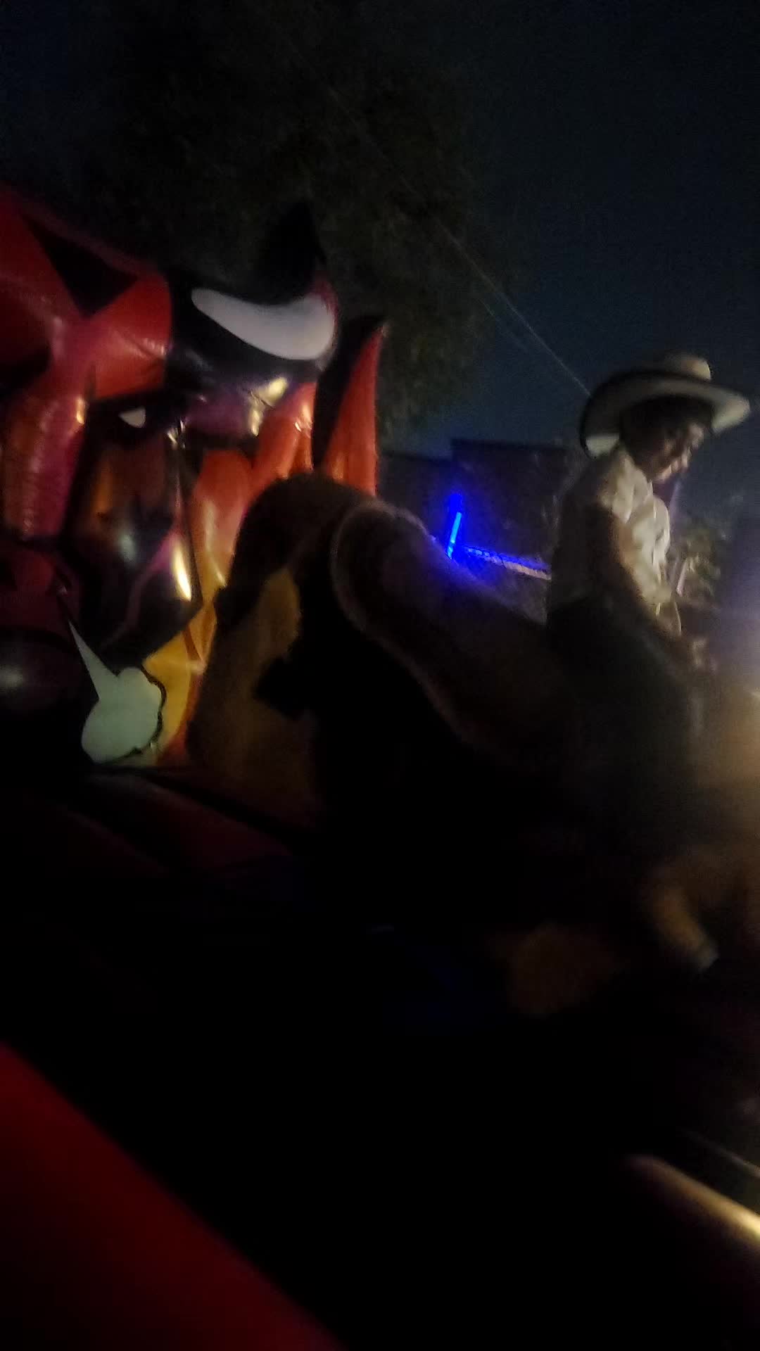 @Peque&ntilde;osLara