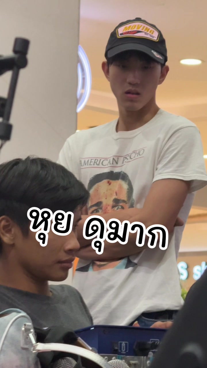 @RandomlifeJ