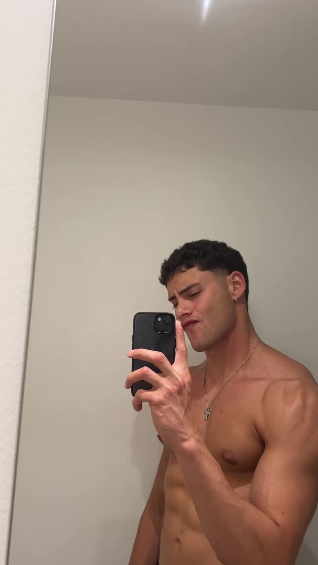 @𝕯𝖆𝖛𝖎𝖉𝖊💚