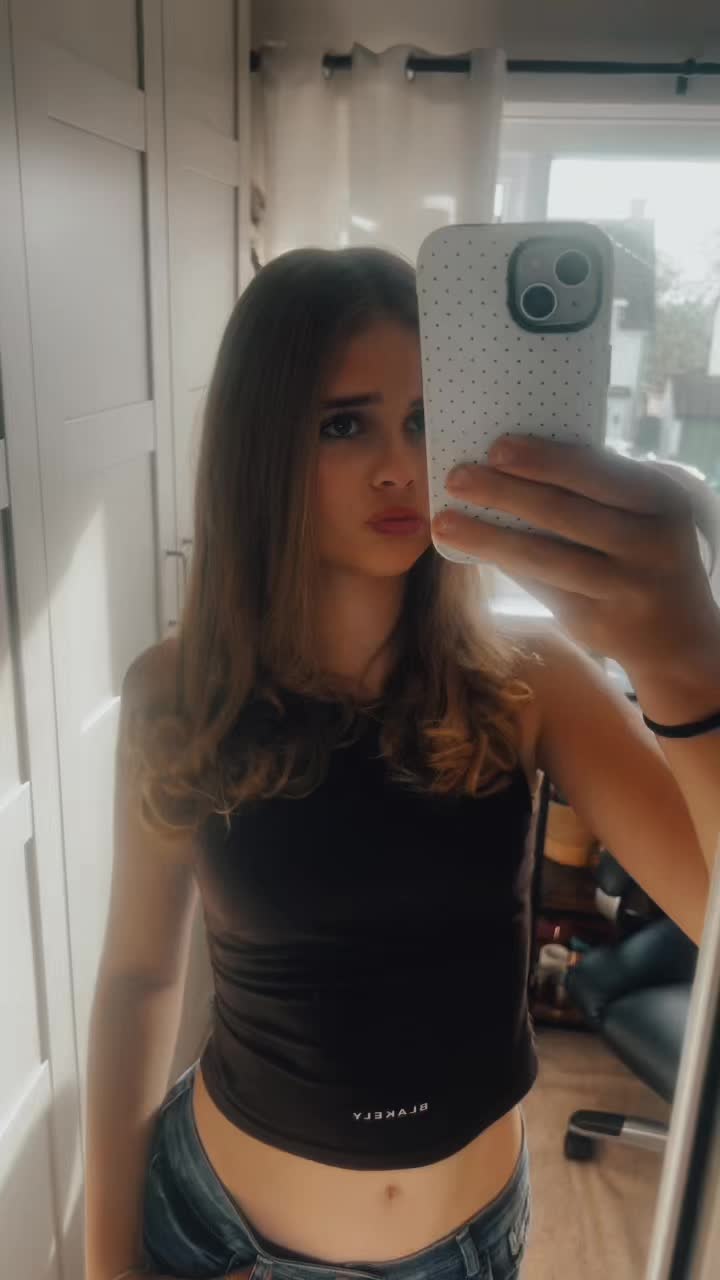 @𝐂.𝐆.𝐁🍒
