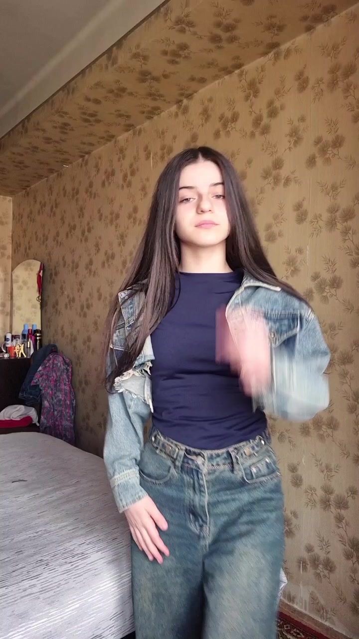 @Ani 🕊
