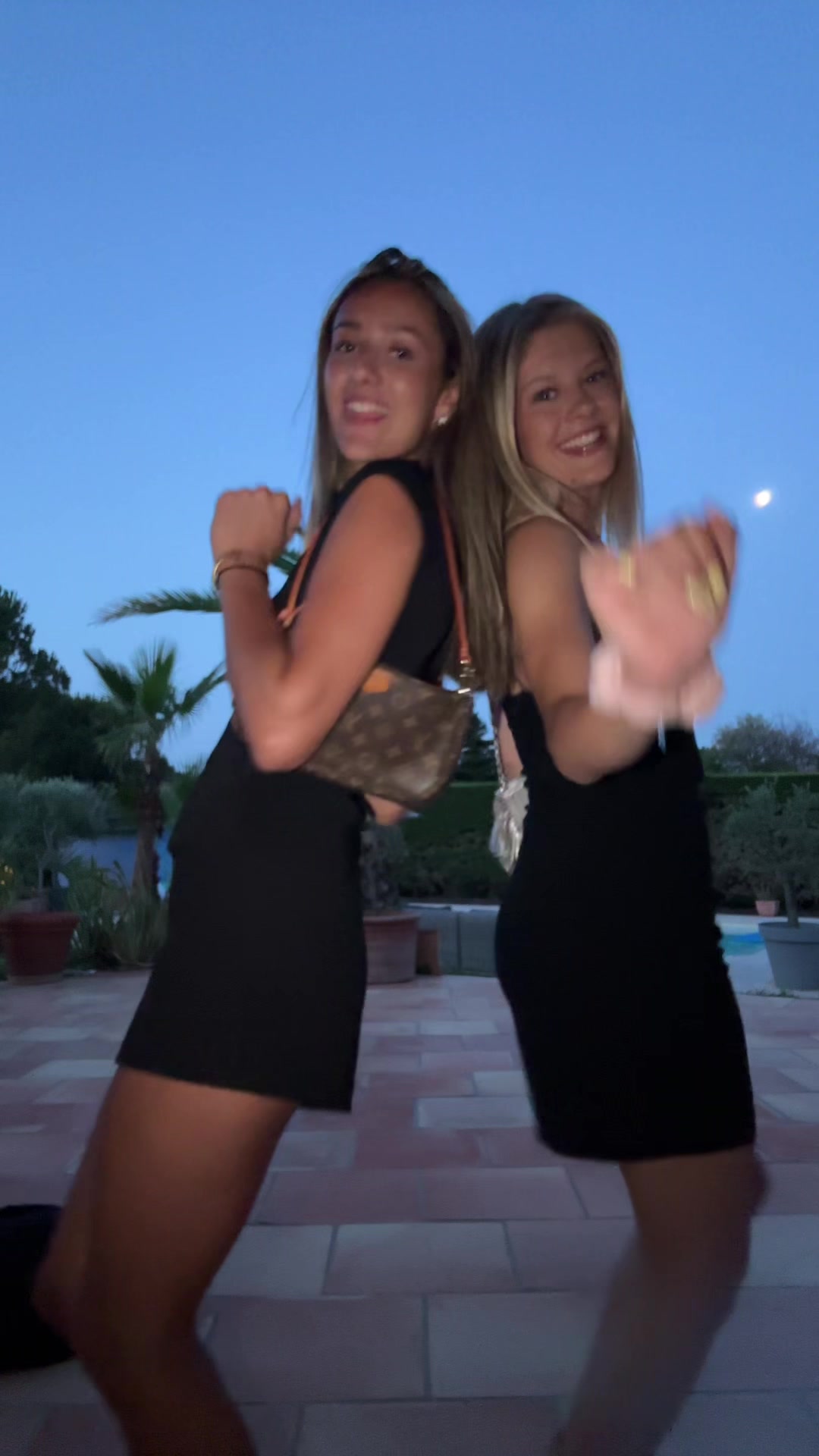 @Lou🌶️🧿🦋🐆