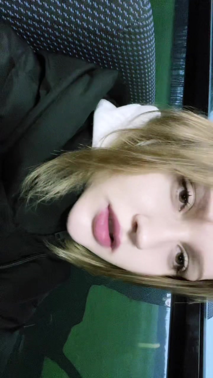 @Hitomi