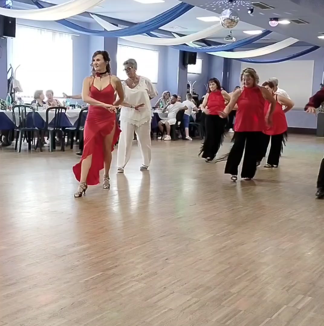 @Lucy_Style_Dance