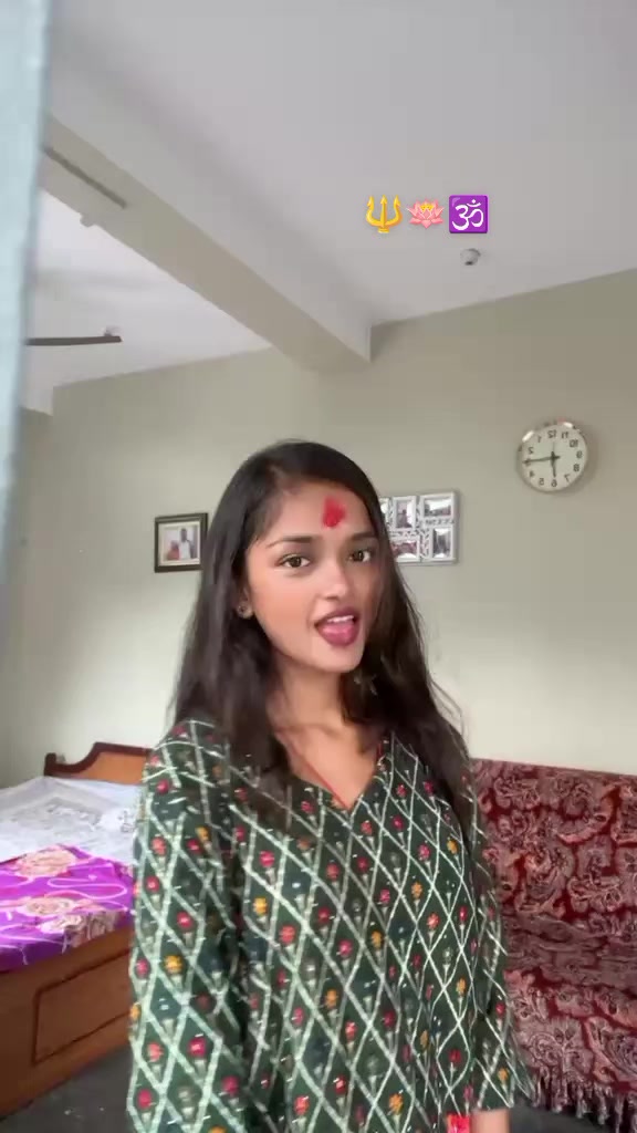 @Yadav_girl💫