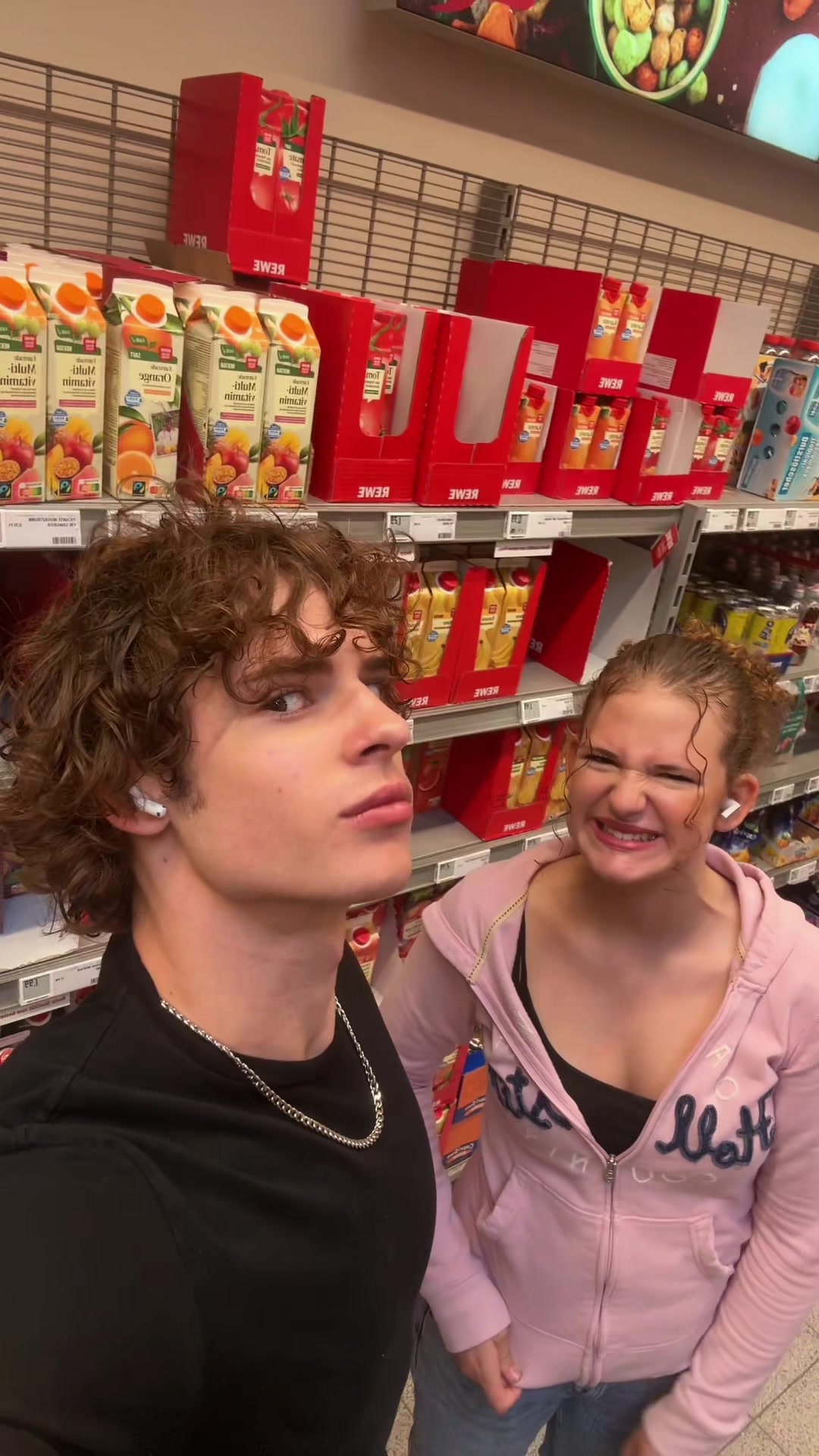 @KEKSKÖNIG 🍪 👑