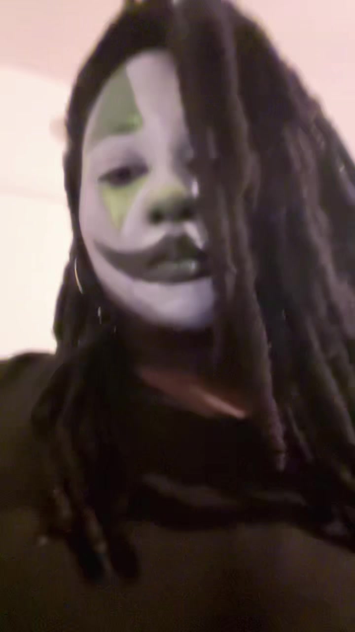 @🖤🐼~ N 0 V A ~ 🐼🖤