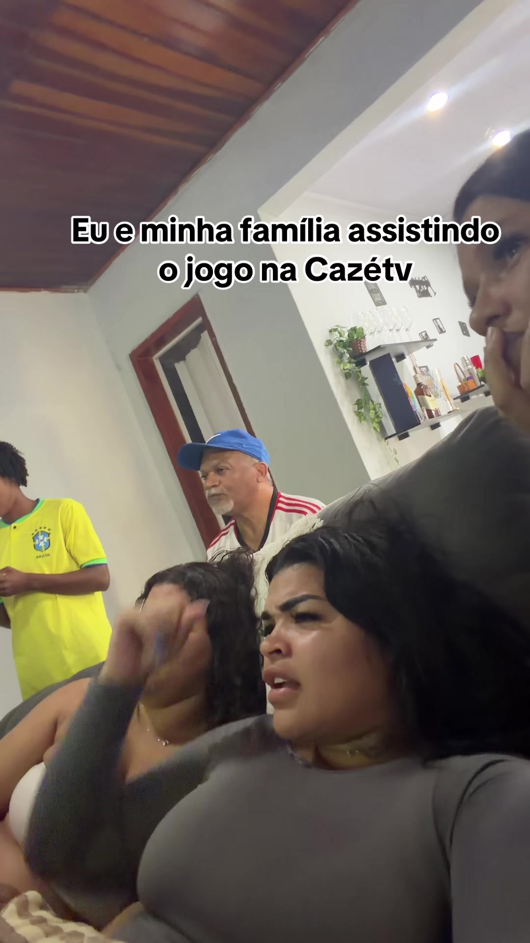 @tissaoficial