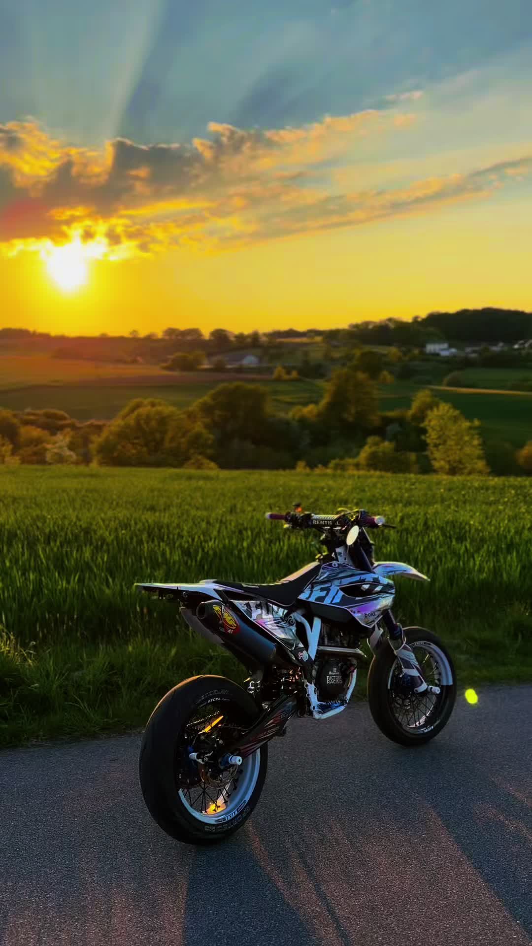 @Joni_moto