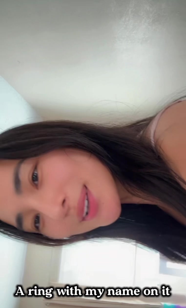 @Lalah Luna