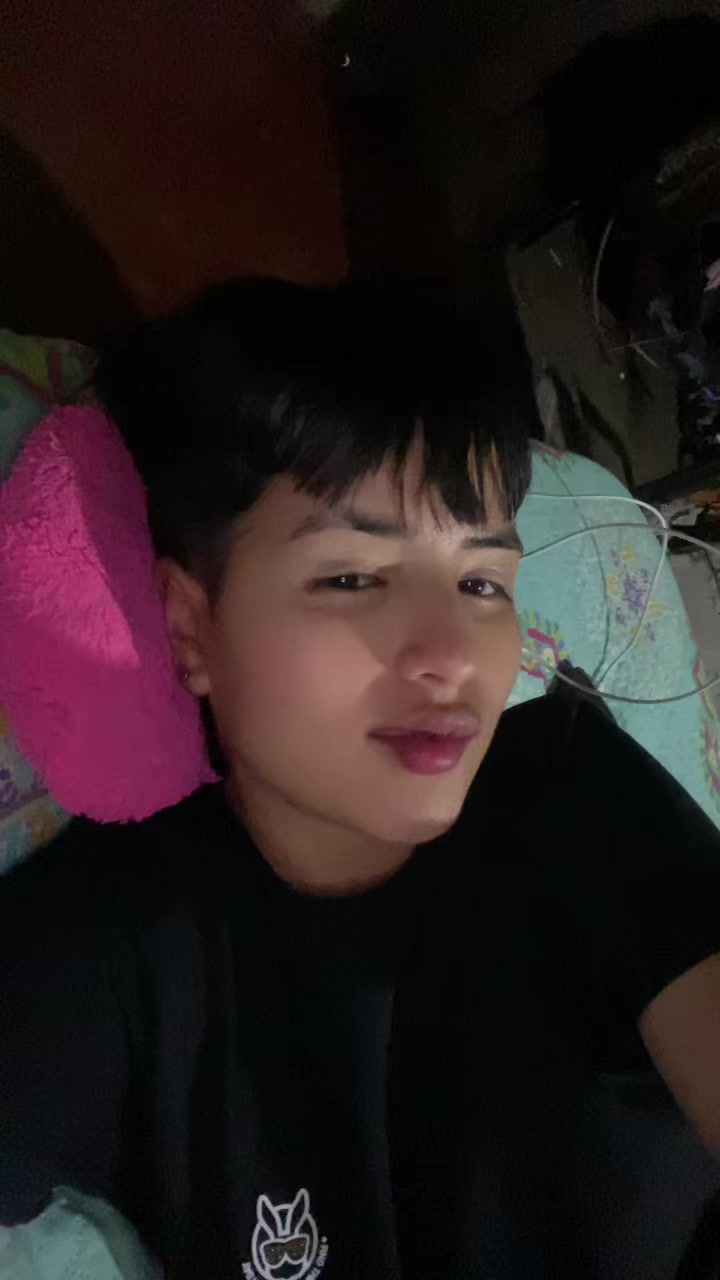 @Lorena๐ณ๏ธ๐