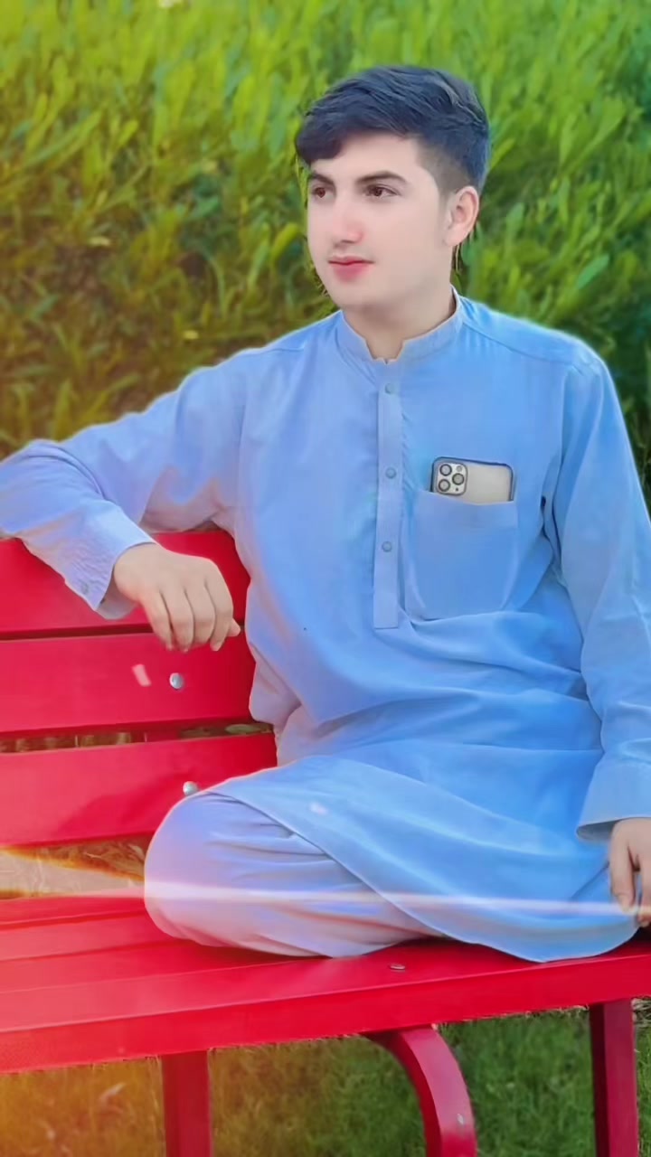 @༻𝑼𝑲.义💸