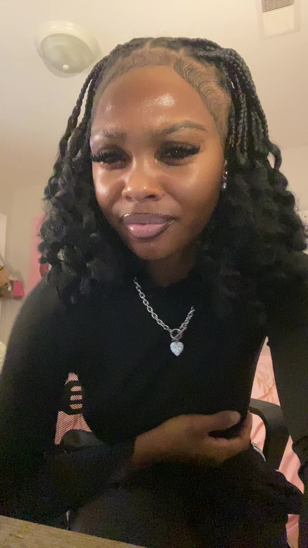 @Bri3